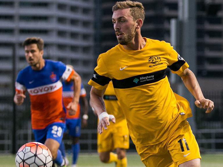 Hertzog’s late goal propels Riverhounds past Charleston