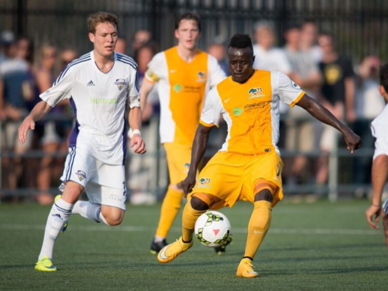 Riverhounds re-sign midfielder Stephen Okai